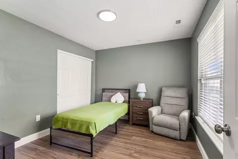 Bedroom - 706 Corey Ln, Champaign, IL 61822 photo 1 of 3
