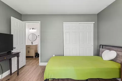Bedroom - 706 Corey Ln, Champaign, IL 61822 photo 2 of 3
