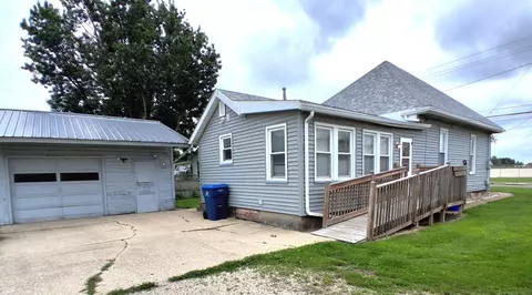 112 E 6th St, Kewanee, IL 61443 photo 7