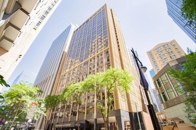233 Erie St #1305, Chicago, IL 60611