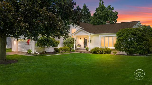 233 Terrance Dr, Naperville, IL 60565