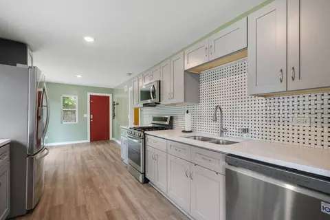 Kitchen - 502 Monroe Ave, Ingleside, IL 60041 photo 2 of 4