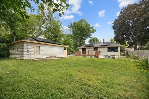 Exterior - 502 Monroe Ave, Ingleside, IL 60041 photo 6 of 7
