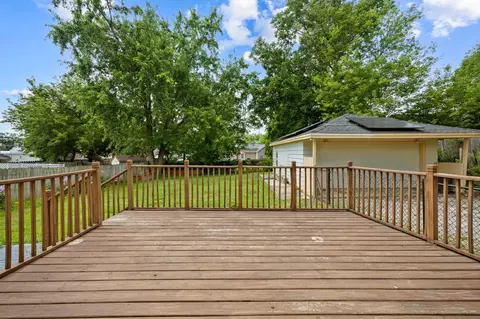 Exterior - 502 Monroe Ave, Ingleside, IL 60041 photo 5 of 7