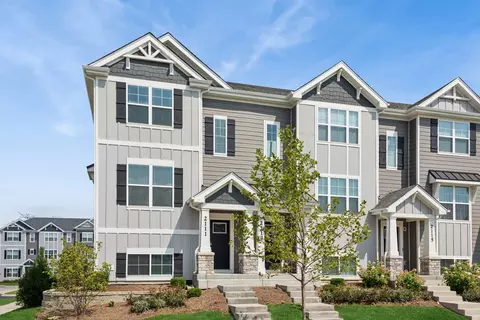 2111 Yellowstone Blvd, Mundelein, IL 60060