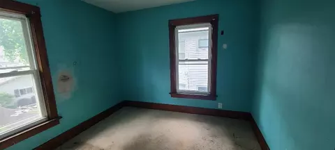 Bedroom - 2113 14th St, Moline, IL 61265 photo 4 of 4