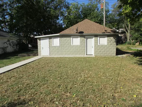 Exterior - 369 S Chicago Ave, Kankakee, IL 60901 photo 7 of 9