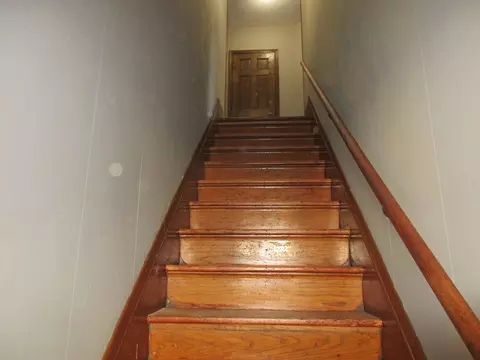 Entry Way - 369 S Chicago Ave, Kankakee, IL 60901 photo 3 of 3
