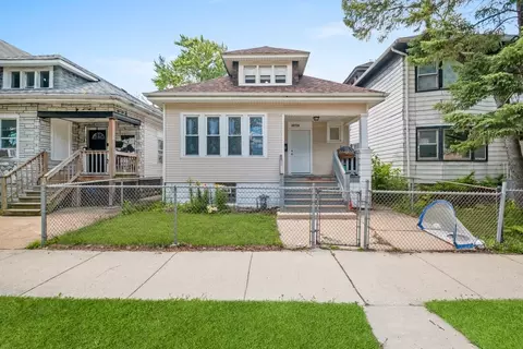 10724 S Prairie Ave, Chicago, IL 60628