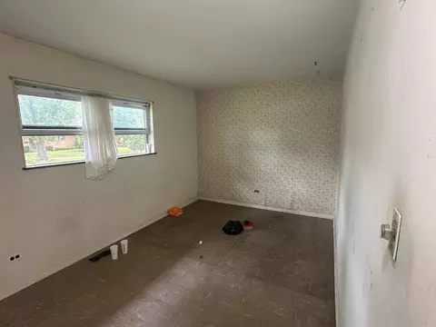 404 Jerome Pl, Wheeling, IL 60090 photo 3