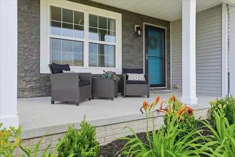 2411 Corinth Ln, Normal, IL 61761 photo 6