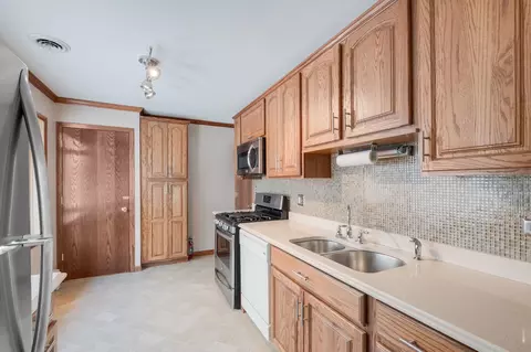 Kitchen - 4301 N Mcvicker Ave, Chicago, IL 60634 photo 1 of 3