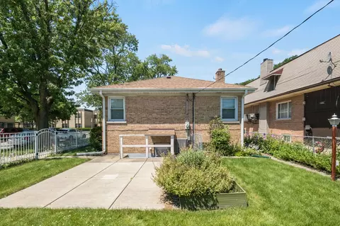 Exterior - 4301 N Mcvicker Ave, Chicago, IL 60634 photo 4 of 7