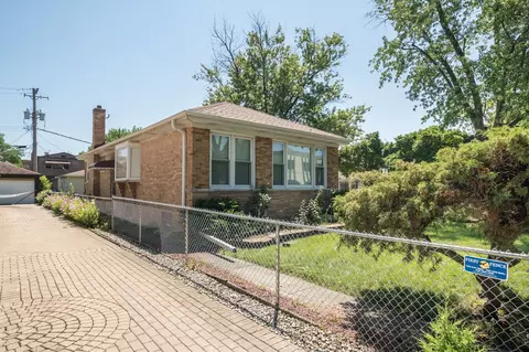 Exterior - 4301 N Mcvicker Ave, Chicago, IL 60634 photo 6 of 7