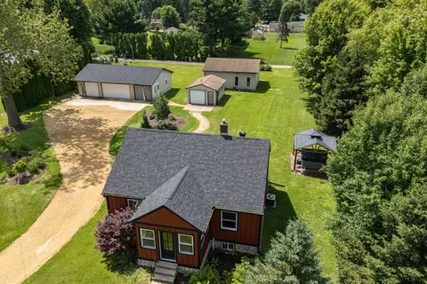 1712 Big Island Pkwy, Rock Island, IL 61201