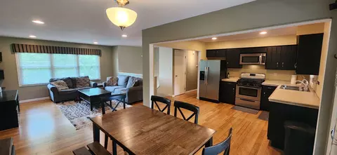 1240 Constellation Dr, Aurora, IL 60505 photo 7