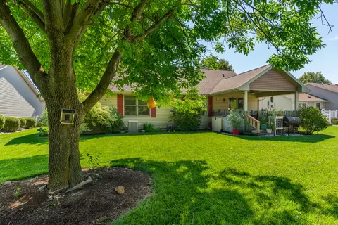 2738 Becker Dr, Peru, IL 61354 photo 3