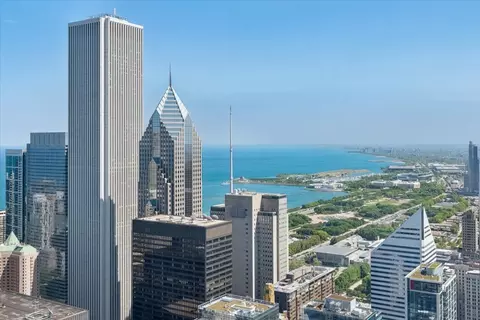 View/Area - 401 N Wabash Ave #55F, Chicago, IL 60611 photo 4 of 17