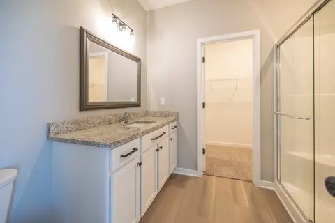 Bath - 12 Redbud Row, Ottawa, IL 61350 photo 2 of 3