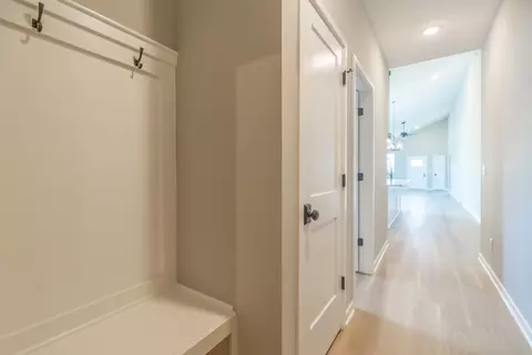 Entry Way - 12 Redbud Row, Ottawa, IL 61350 photo 7 of 8