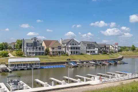 View/Area - 12 Redbud Row, Ottawa, IL 61350 photo 1 of 2