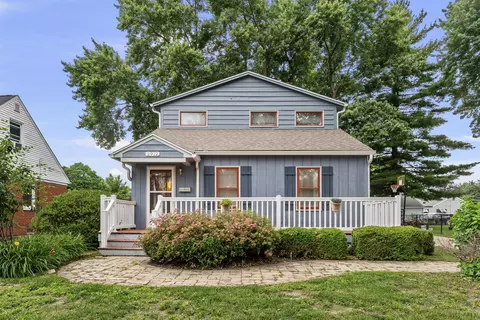 2912 43rd St, Rock Island, IL 61201