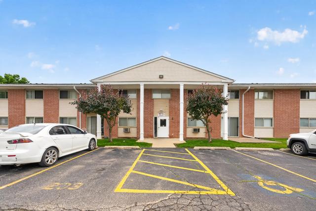 703 Fullerton Ave #207, Glendale Heights, IL 60139