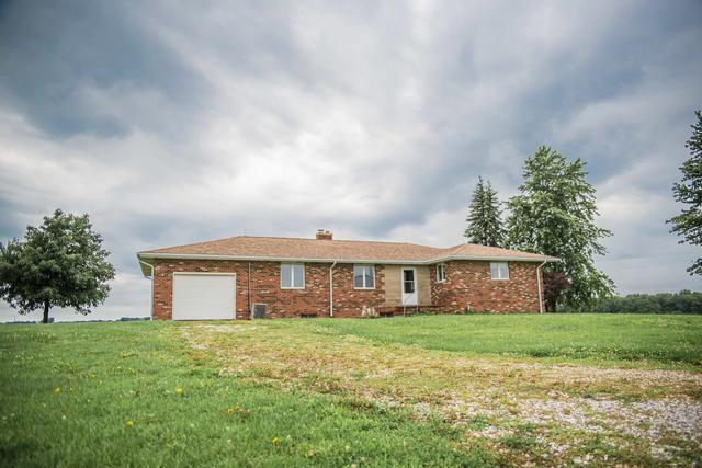 1778 Laprairie Rd, La Prairie, IL 62346