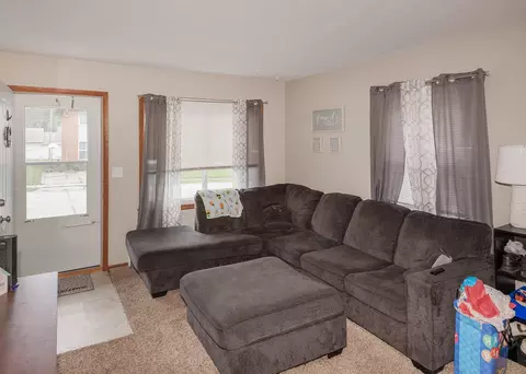 100 W Spring St, Eldridge, IA 52748 photo 7