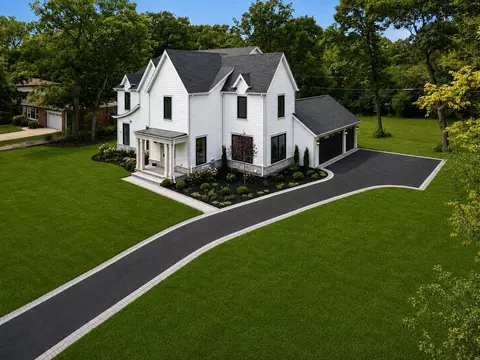 Exterior - 880 Bittersweet Dr, Northbrook, IL 60062 photo 5 of 6