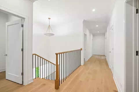Entry Way - 880 Bittersweet Dr, Northbrook, IL 60062 photo 4 of 4