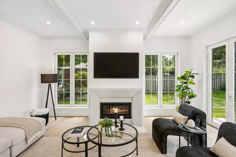 Living - 880 Bittersweet Dr, Northbrook, IL 60062 photo 2 of 5