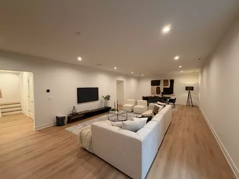 Living - 880 Bittersweet Dr, Northbrook, IL 60062 photo 5 of 5