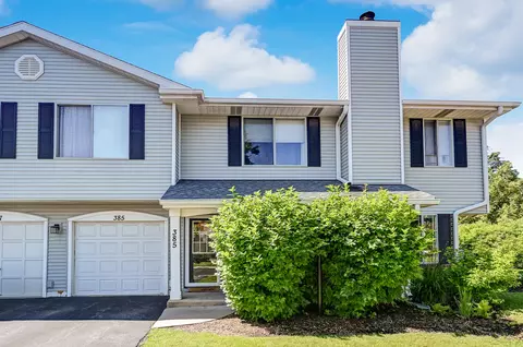 385 Coventry Ct #385, Clarendon Hills, IL 60514