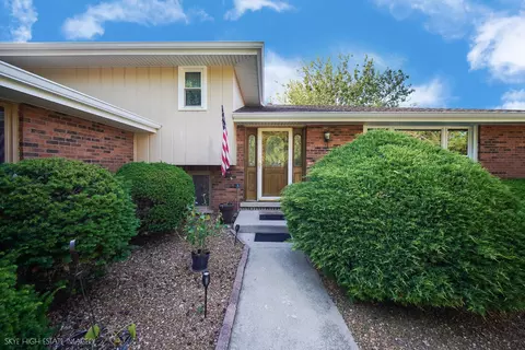 10906 3rd St, Mokena, IL 60448 photo 3