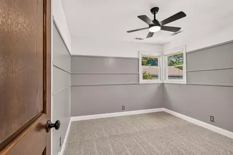 Bedroom - 718 E Chestnut St, Monticello, IL 61856 photo 3 of 5
