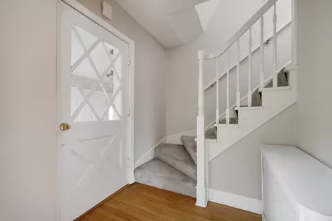 Entry Way - 1314 Glenview Rd, Glenview, IL 60025 photo 2 of 2