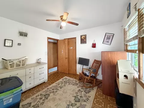 Bedroom - 807 E Illinois St, Freeport, IL 61032 photo 5 of 6