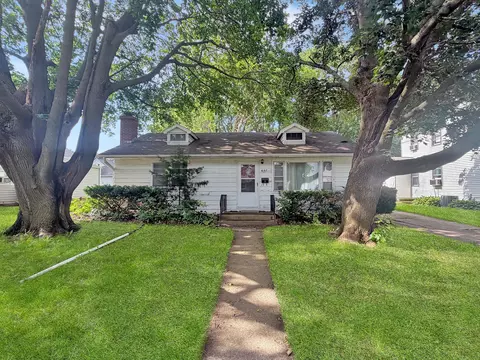 Other - 807 E Illinois St, Freeport, IL 61032 photo 4 of 4