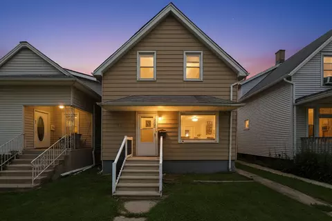 2316 Florence St, Blue Island, IL 60406