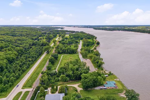 View/Area - 1501 State Ave, Hampton, IL 61256 photo 3 of 9