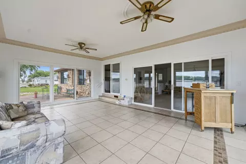 Exterior - 1501 State Ave, Hampton, IL 61256 photo 5 of 5