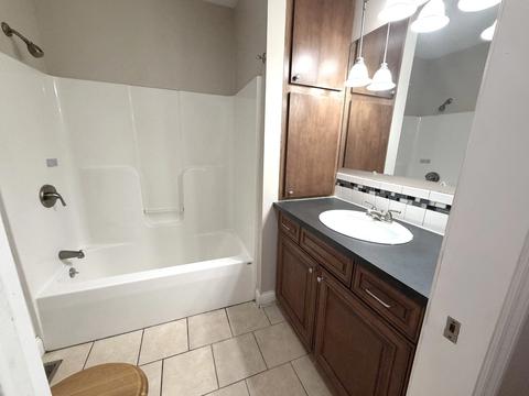 25 Westclox Ave, Peru, IL 61354 photo 12