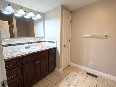 25 Westclox Ave, Peru, IL 61354 photo 19