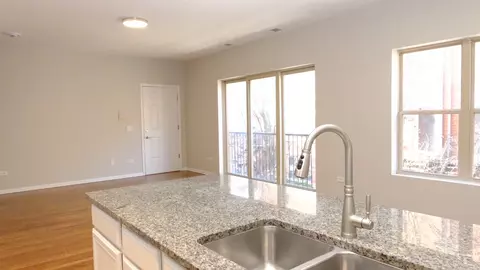 347 E 25th Pl #2E, Chicago, IL 60616 photo 11
