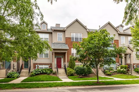 1631 Station Park Dr, Grayslake, IL 60030