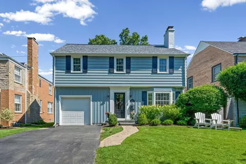 2034 Greenwood Ave, Wilmette, IL 60091