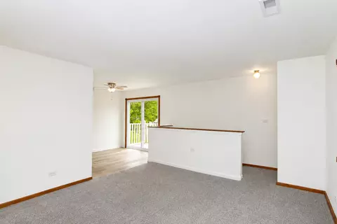 320 Joan Ct #D, Bartlett, IL 60103 photo 7