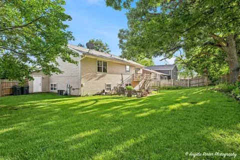 Exterior - 2494 Forest View Rd, Lindenhurst, IL 60046 photo 5 of 6