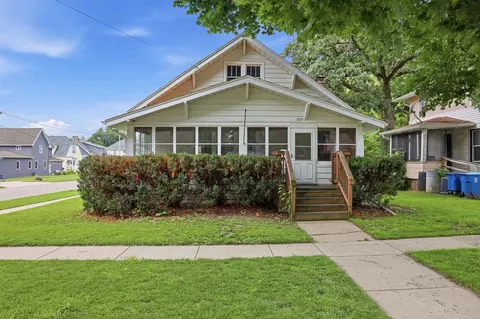 603 N Jefferson Ave, Dixon, IL 61021